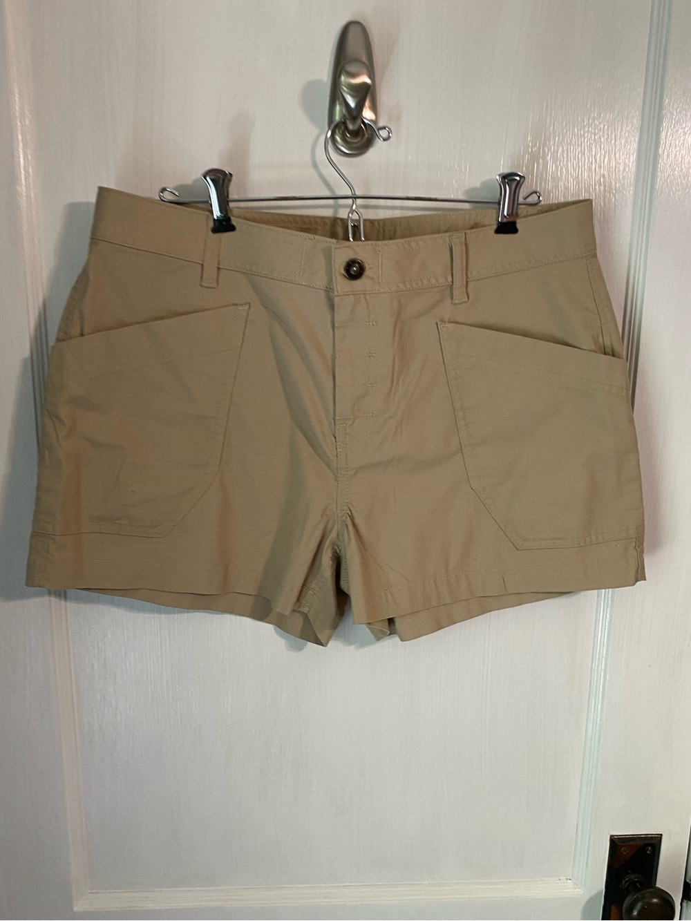 Prana kakhi shorts